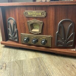 Teac Nostalgia GF-180 AM/FM Stereo Music System 3 speed Record Player Turntable